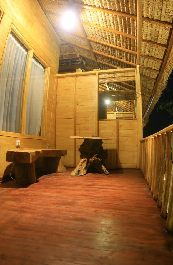 Malibu Huts Hotell Semaya Eksteriør bilde