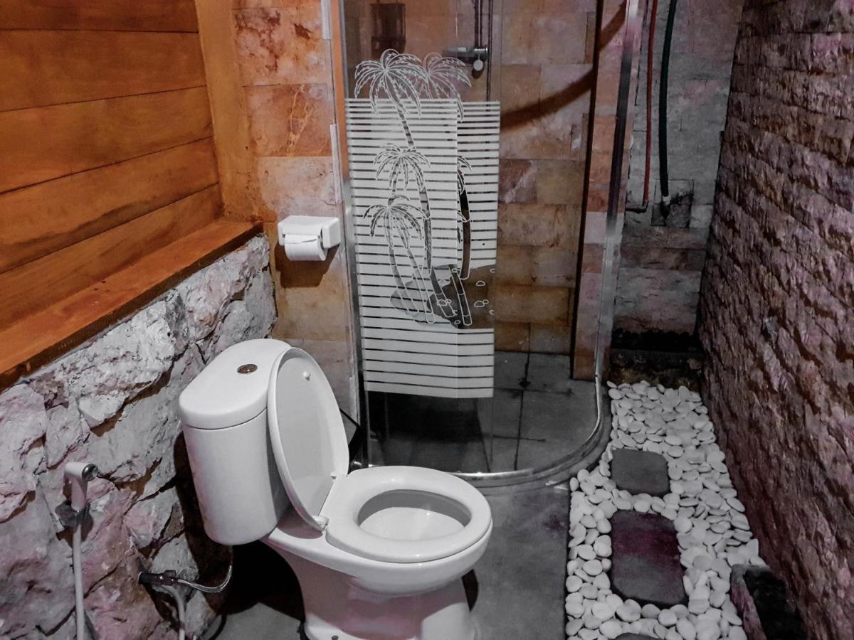 Malibu Huts Hotell Semaya Eksteriør bilde