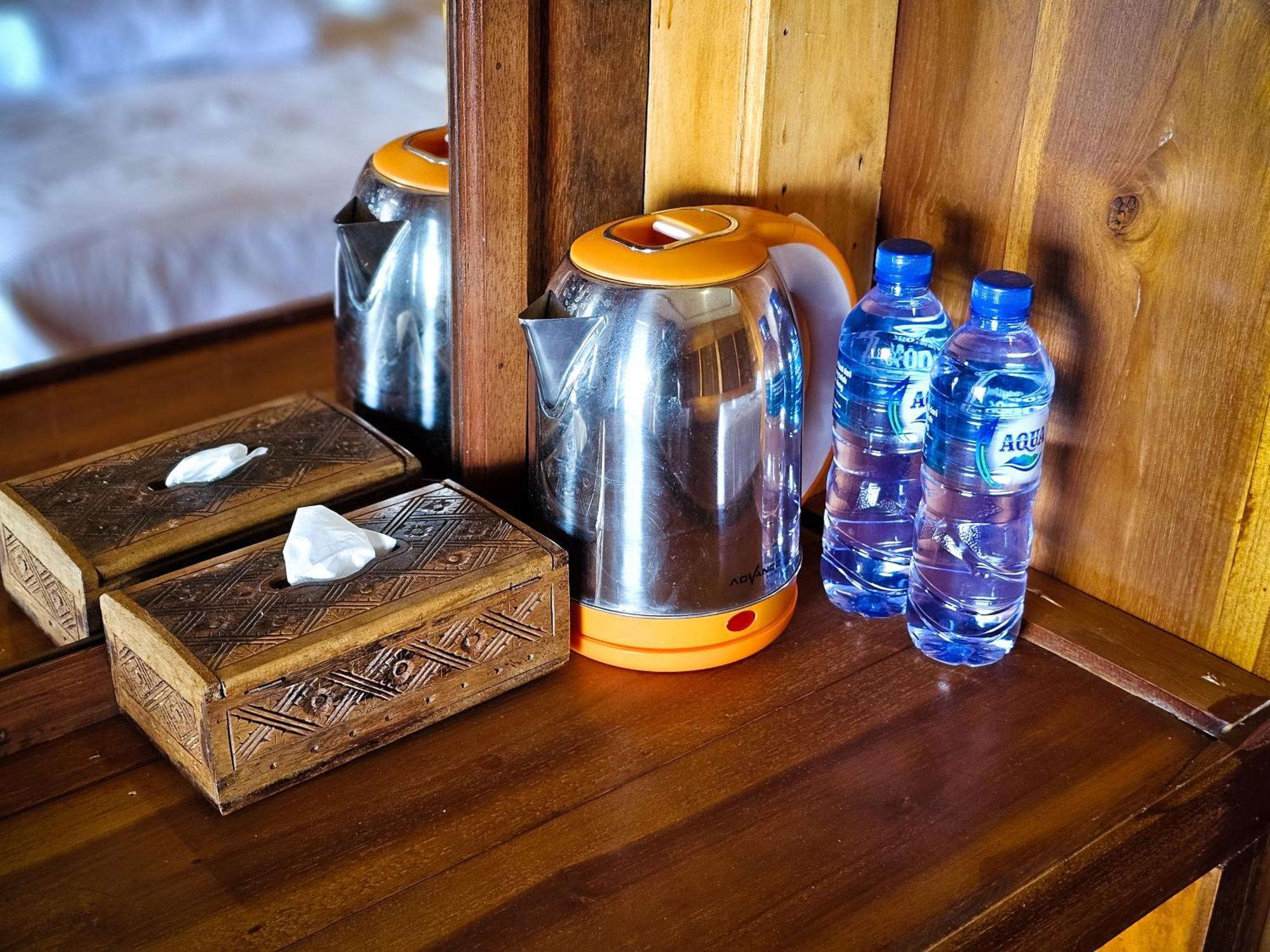 Malibu Huts Hotell Semaya Eksteriør bilde